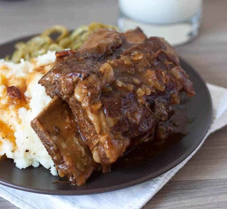 Instant Pot Bone-in Beef Short Ribs
